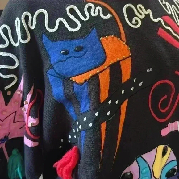 Beetlejuice Halloween inspired 80’s sweater - Picture 7 of 8